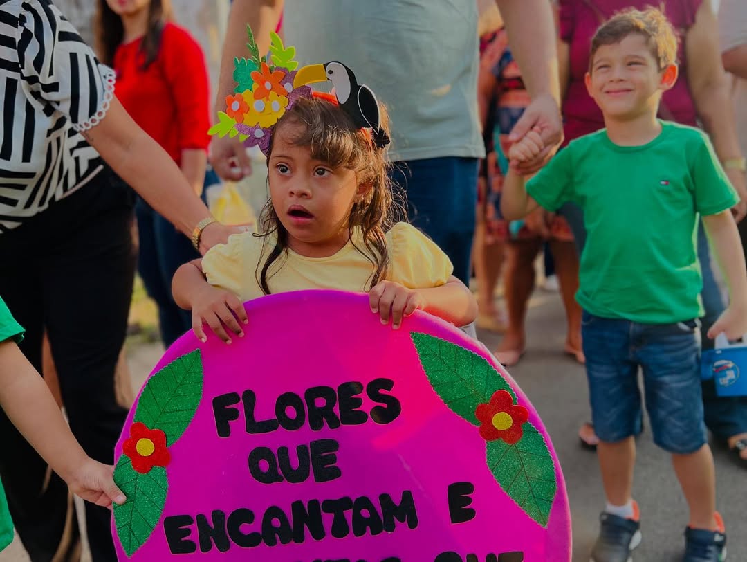 Risadas e diversão em evento da Creche Escola Florescer - Imagem 123